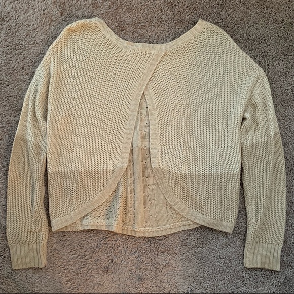 Blu Pepper Two Toned Open Back Sweater - Picture 2 of 3
